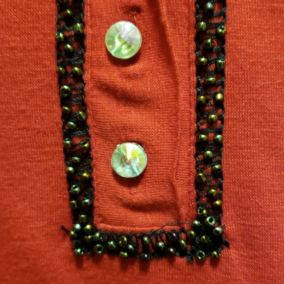 Top - Picture 2 of 3